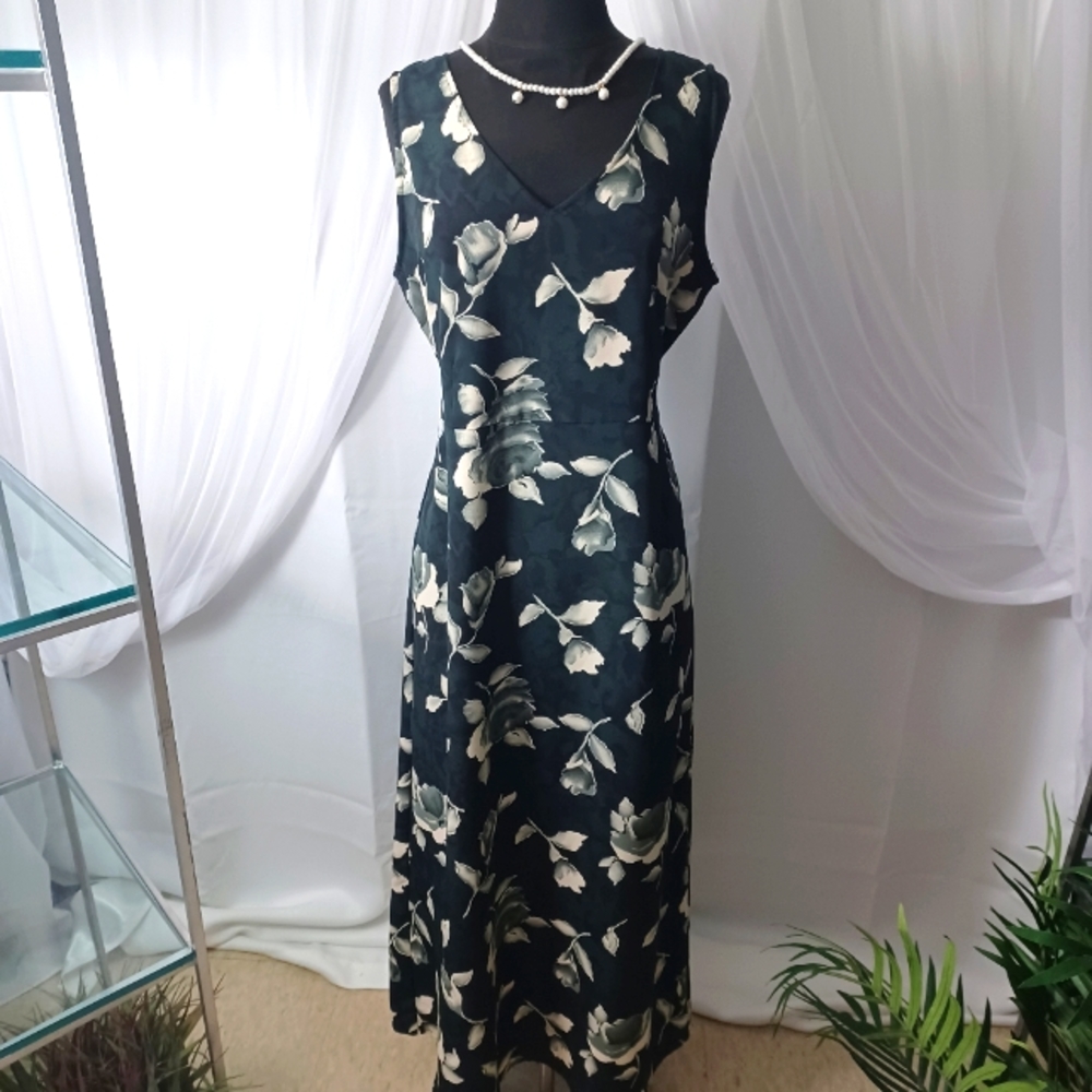 Vintage 90's Max Taylor Maxi Sleeveless Dress, Size: 9/10, Blackish & Cream